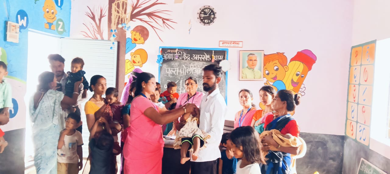 नागापूर (रूपाळा) येथे राष्ट्रीय पल्स पोलिओ मोहिमे अंतर्गत  0 ते 5 यो गटातील बालकांना पोलिओ पाजण्यात आला.