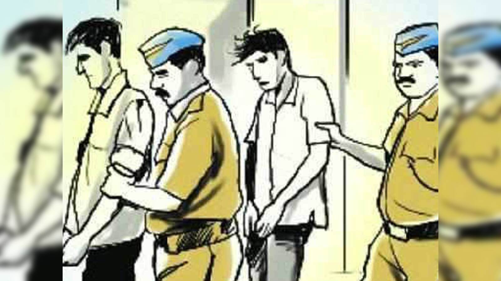 पुसद शहर पोलीस स्टेशन परिसरात अंधारात रात्रीच्या वेळी संशयीतरित्या मिळून आलेल्या तिन इसमांवर स्थानिक गुन्हे शाखा यवतमाळ यांची कारवाई!